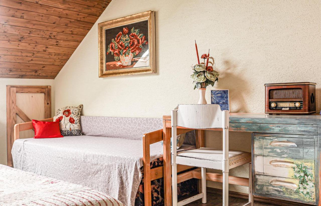 Hotel Mnichov Dvor à Slovenska Lupca Extérieur photo