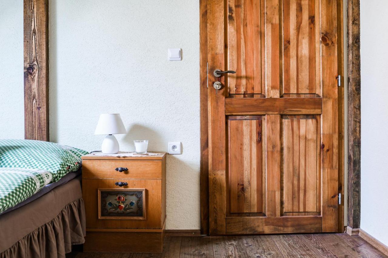 Hotel Mnichov Dvor à Slovenska Lupca Extérieur photo